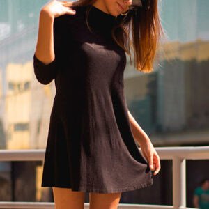 Vestido de calle sencillo. Algodón, lana, sintéticos