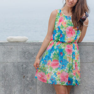 Vestido  de calle sencillo. Lino o Seda